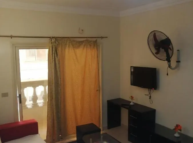 Bed and breakfast Nour Plaza Hurghada